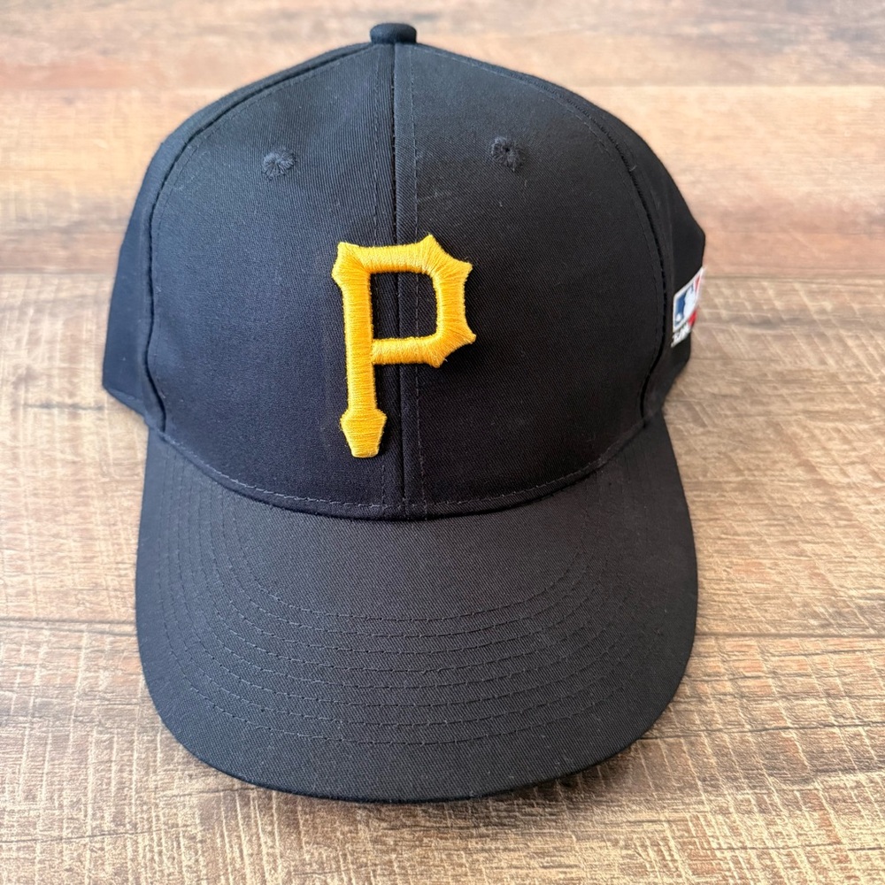 Pittsburg Pirates Baseball Hat Team MLB OC Sports OSFM  Black